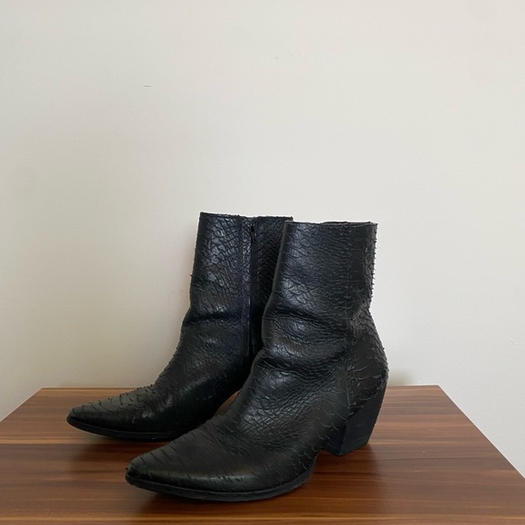 Matisse Caty Ankle Boot - Black - Picture 3 of 6